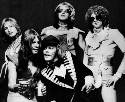 Le groupe Mott The Hoople en 1974